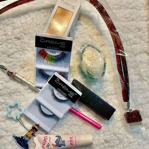 The Crème Shop foundation and so many other great products. Stocking stuffers